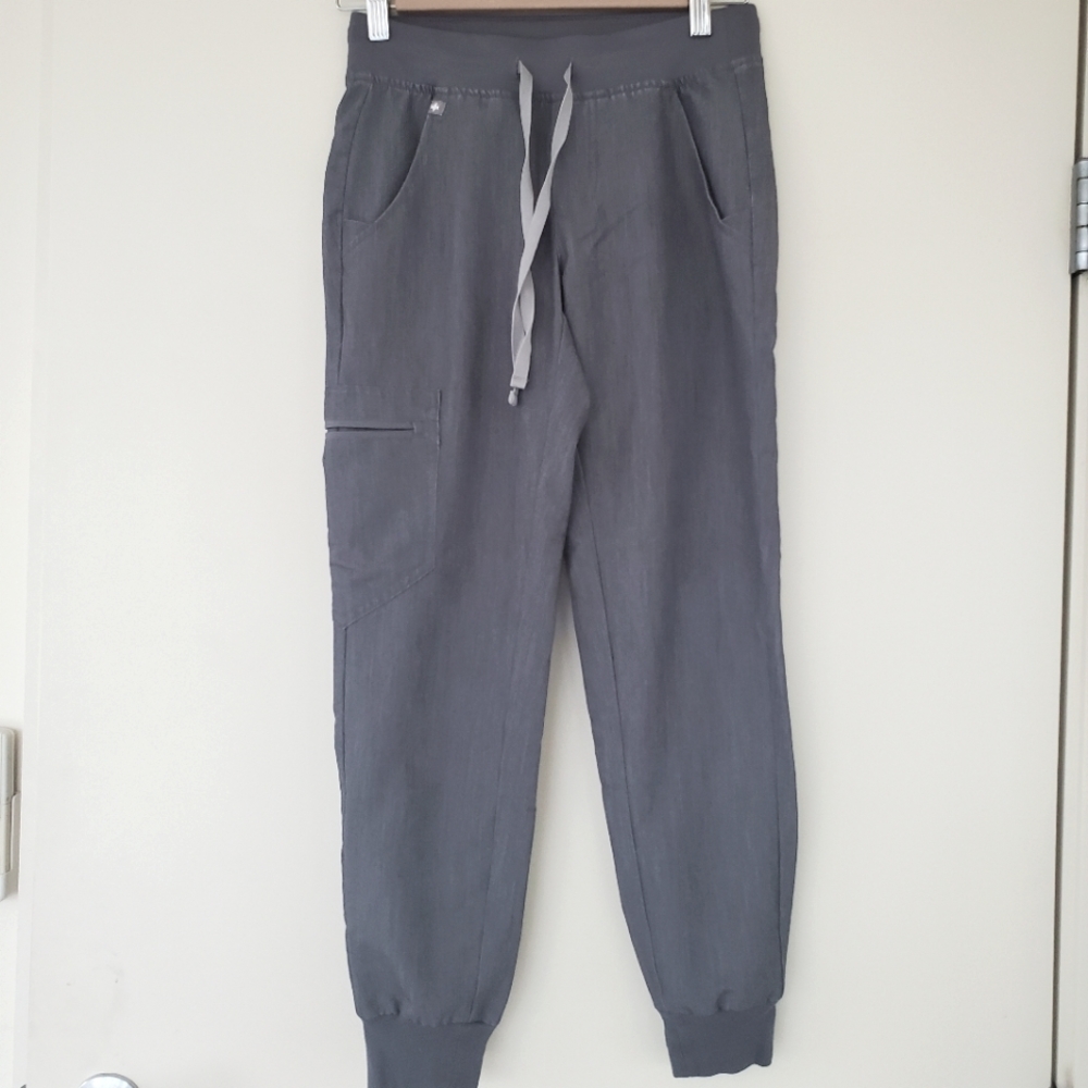 FIGS Women's Zamora™ Jogger Scrub Pants